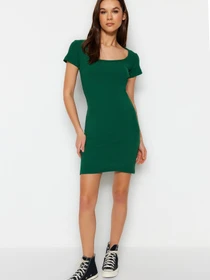 Платья Trendyol модель TWOSS23EL02386/Zumrut Yesili Фото