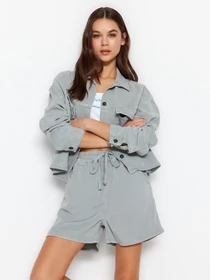 Куртки и дубленки Trendyol модель TWOSS23GO00428/Mint Фото