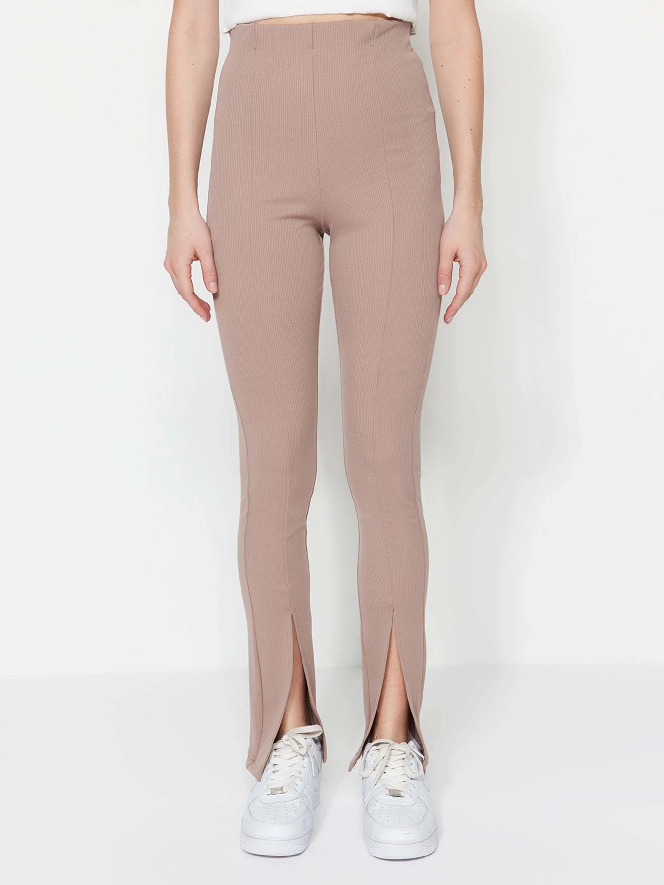 Брюки Trendyol модель TWOSS23TA00017/Vizon Фото