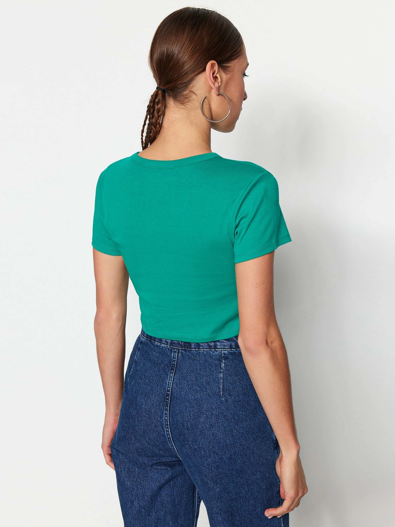 Футболки и поло Trendyol модель TWOSS23TS00101/Yesil Футболки и поло Trendyol модель TWOSS23TS00101/Yesil Фото