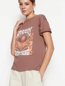 Футболки и поло Trendyol модель TWOSS23TS00140/Kahverengi Фото