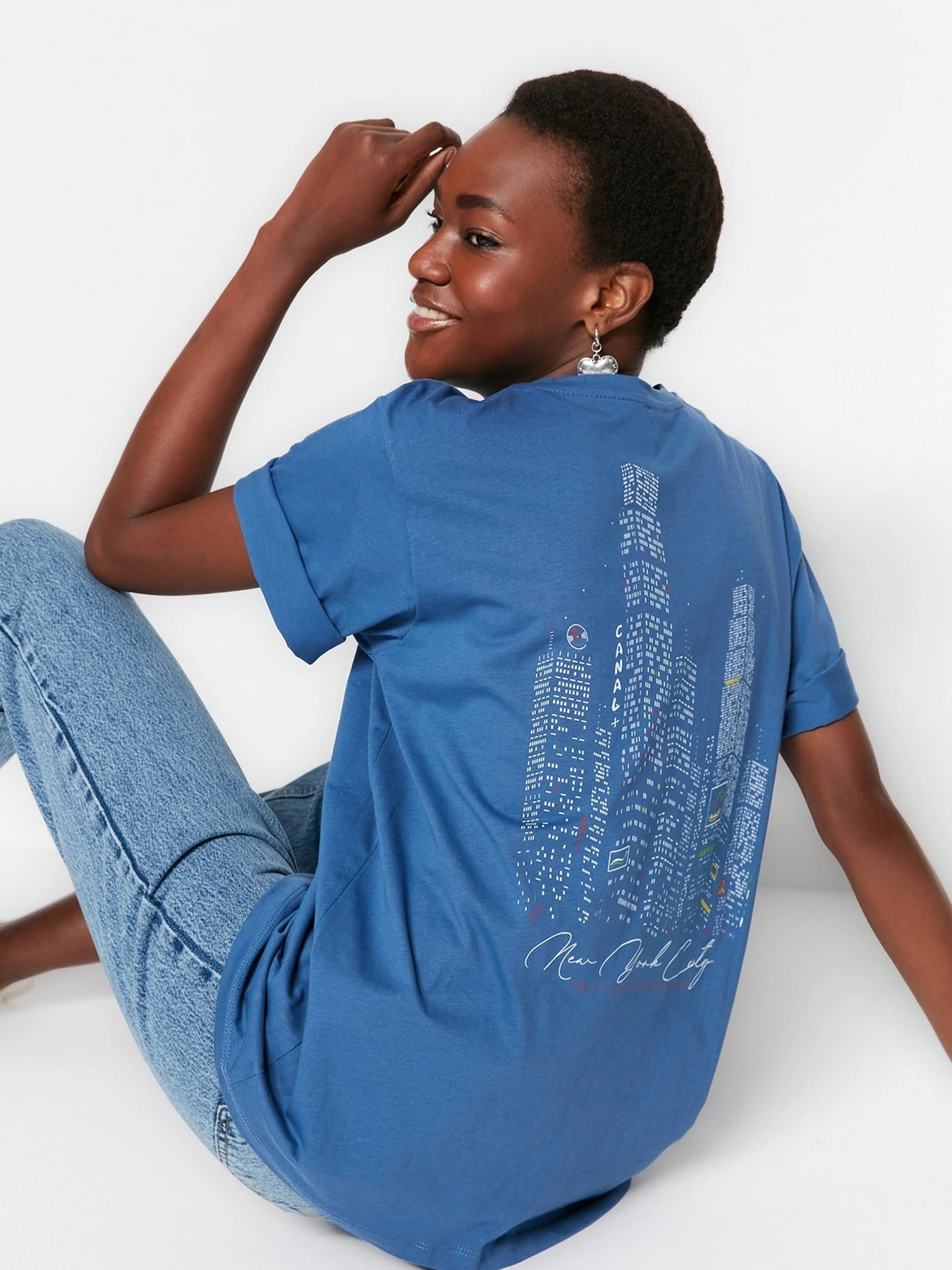 Футболки и поло Trendyol модель TWOSS23TS00148/Indigo Футболки и поло Trendyol модель TWOSS23TS00148/Indigo Фото