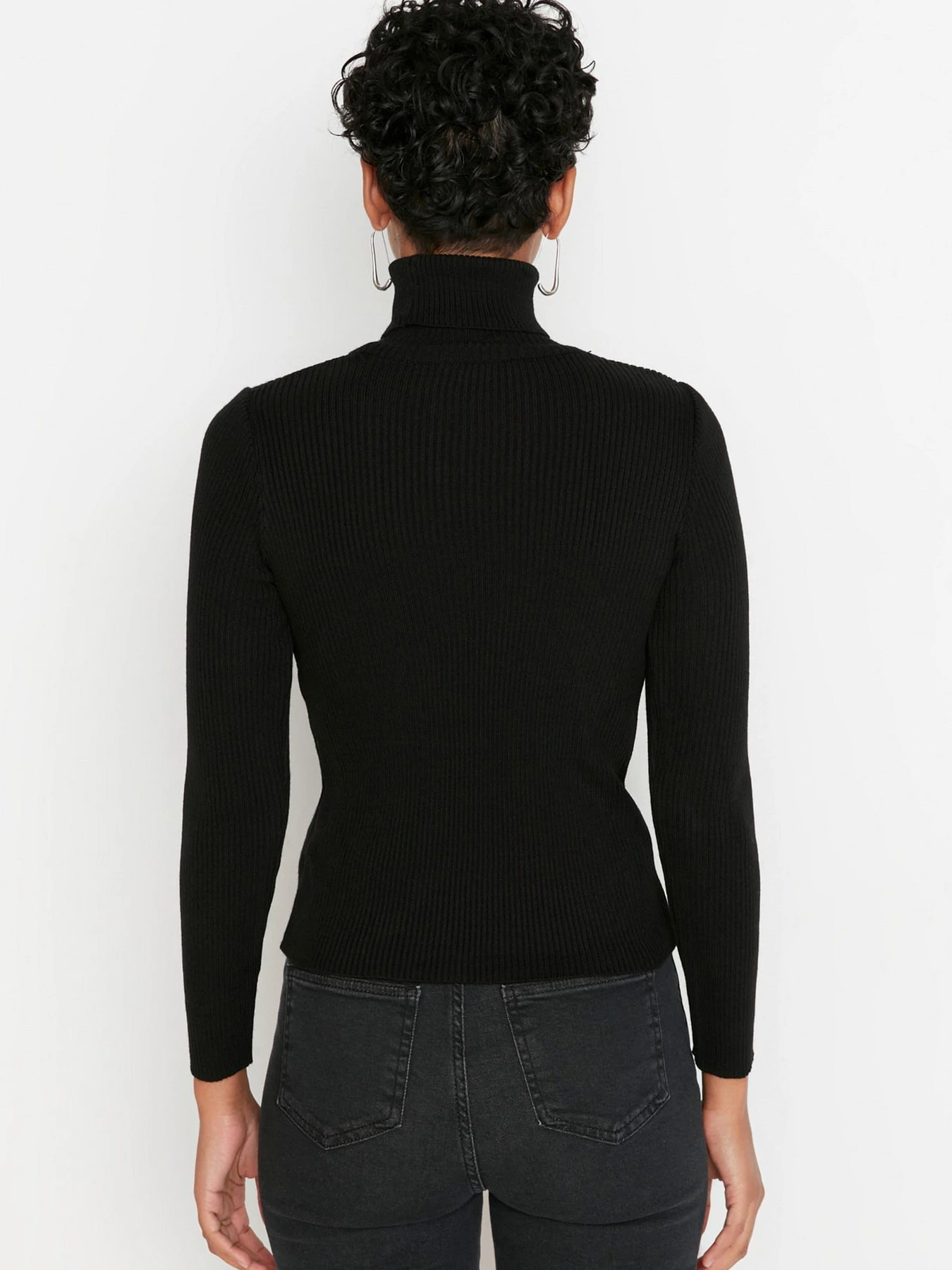 Свитры и кардиганы Trendyol модель TWOAW21KZ1279/Siyah Свитры и кардиганы Trendyol модель TWOAW21KZ1279/Siyah Фото