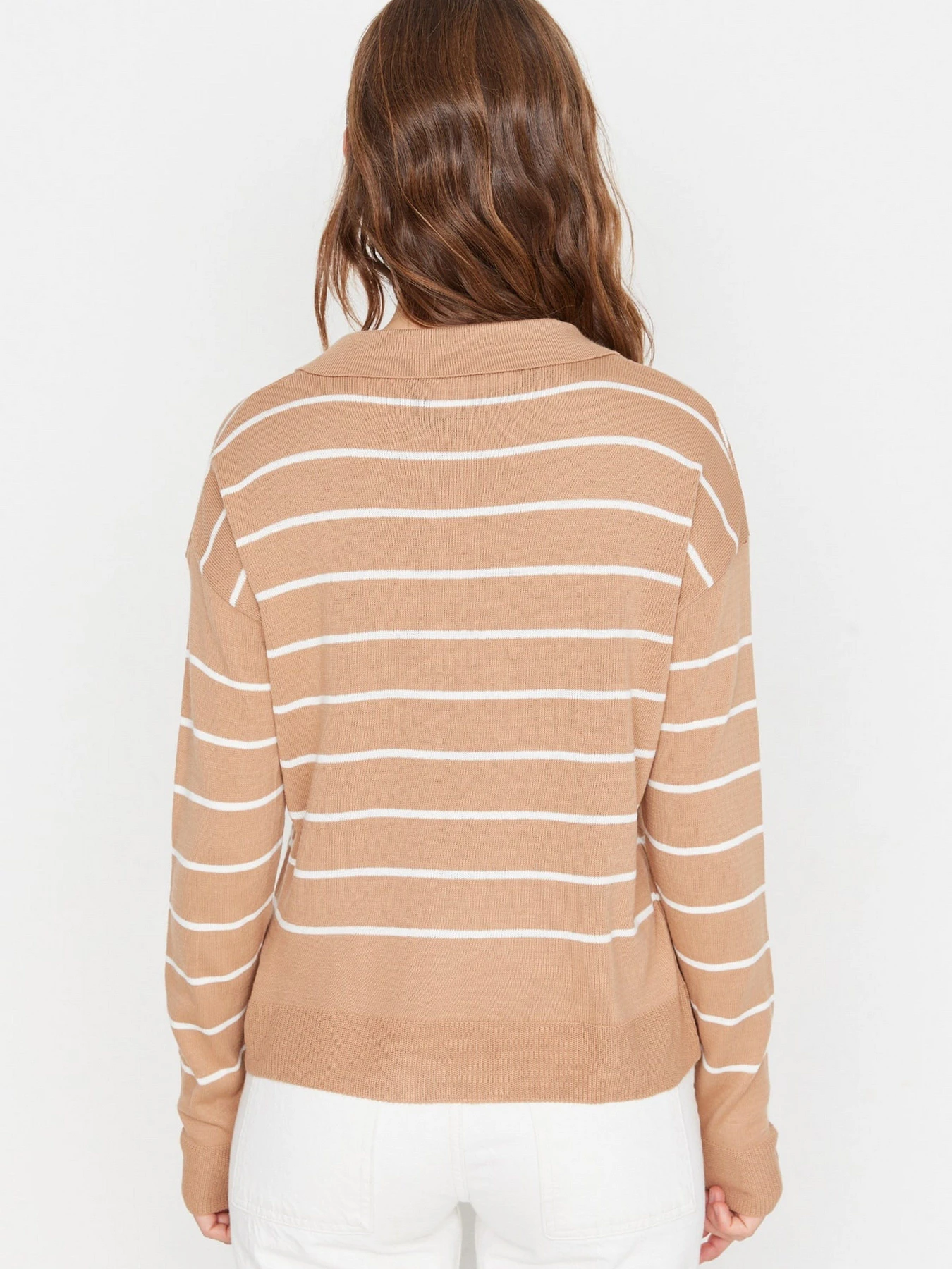 Свитры и кардиганы Trendyol модель TWOAW22KZ0735/Camel Свитры и кардиганы Trendyol модель TWOAW22KZ0735/Camel Фото