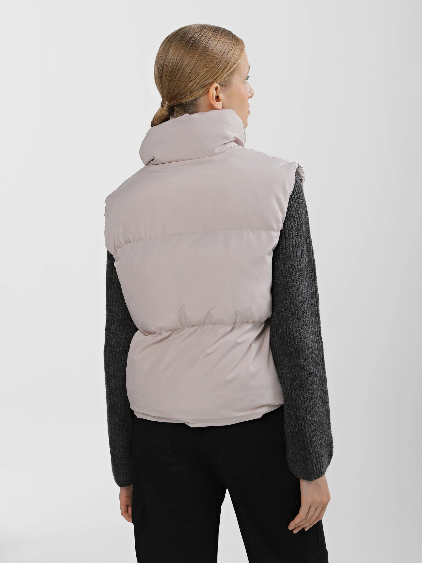 Куртки та дублянки Trendyol модель TWOAW23YE00059/Tas Фото