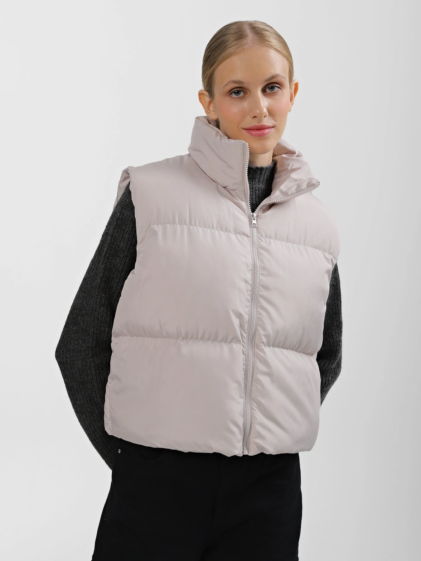 Куртки та дублянки Trendyol модель TWOAW23YE00059/Tas Фото