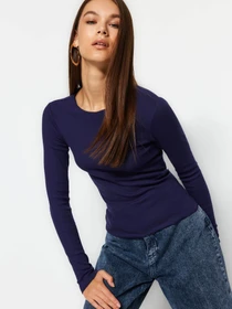 Худи и свитшоты Trendyol модель TWOAW24BZ00066/Lacivert Фото