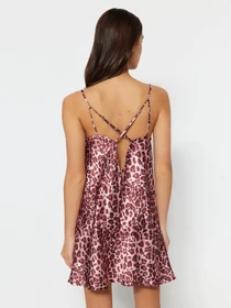 Одежда для дома и сна Trendyol модель THMSS23GC00041/Pembe-Cok Renkli Фото