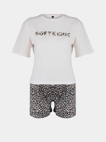 Одежда для дома и сна Trendyol модель THMSS24PT00041/Pembe-Cok Renkli Фото
