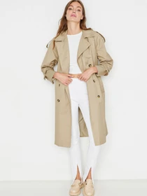 Пальто и плащи Trendyol модель TWOSS20TR0012/Bej Фото