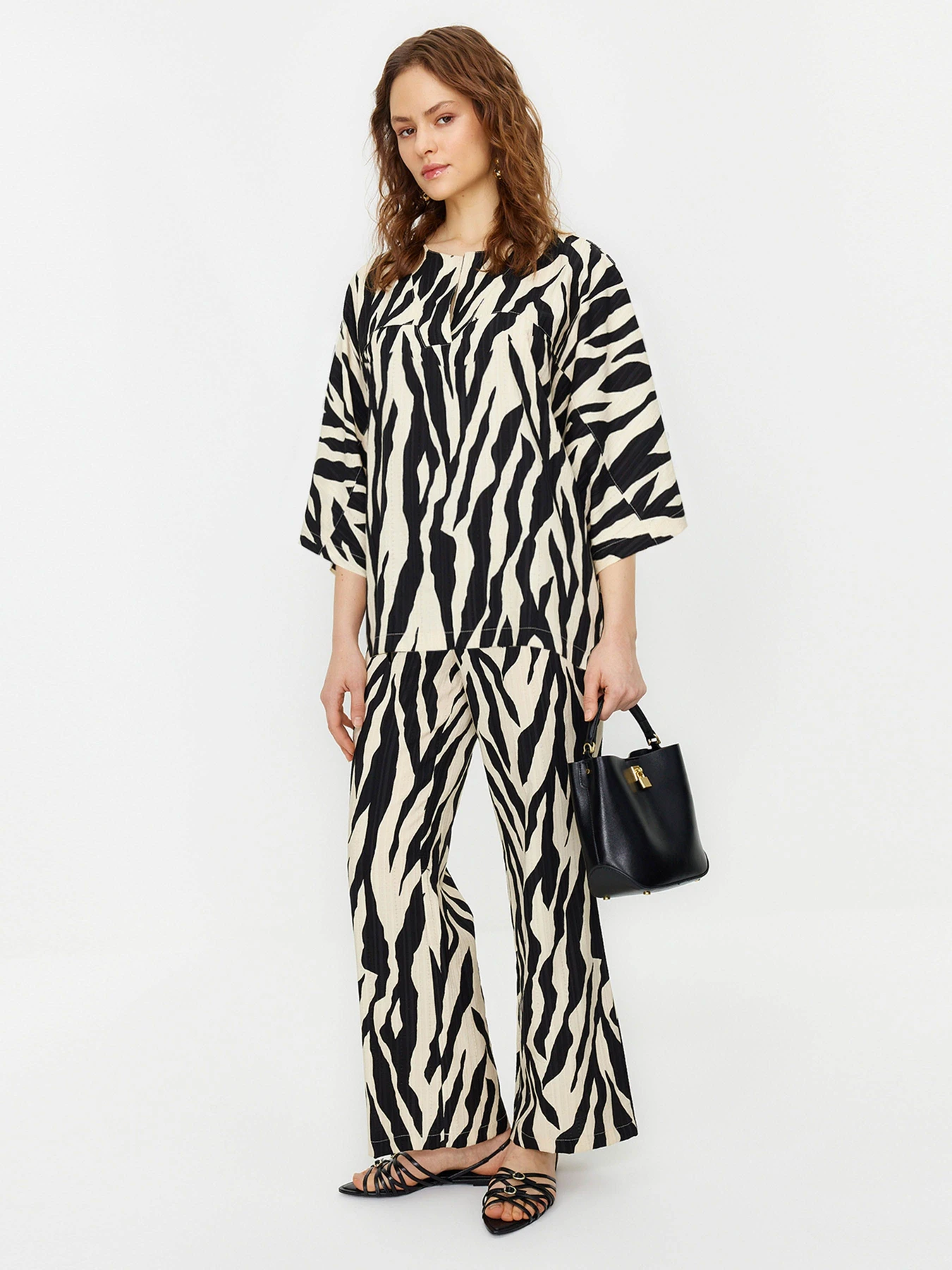 Костюмы Trendyol модель TCTSS24US00020/Koyu Bej Фото