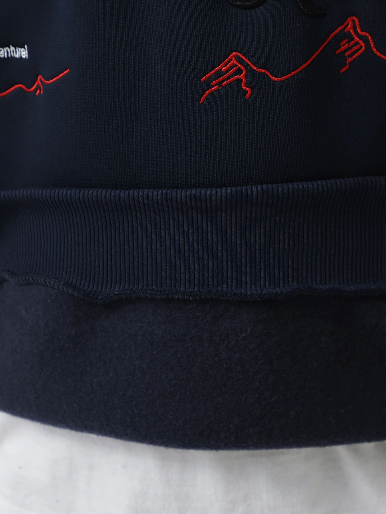 Худі та світшоти Trendyol модель TMNAW25SW00073/Indigo*002 Худі та світшоти Trendyol модель TMNAW25SW00073/Indigo*002 Фото
