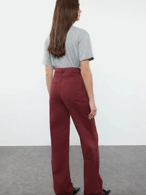 Джинси Trendyol модель TWOSS23JE00068/Bordo Фото