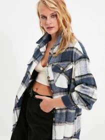 Рубашки Trendyol модель TWOAW21GO0273/Cok Renkli Фото