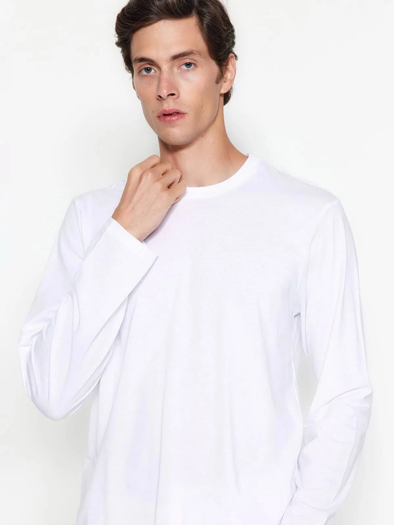 Худи и свитшоты Trendyol модель TMNAW21TS0208/Beyaz*001 Фото