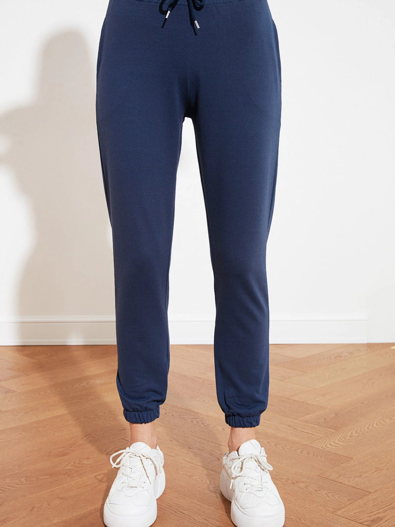 Брюки Trendyol модель TWOAW21EA0194/Lacivert Брюки Trendyol модель TWOAW21EA0194/Lacivert Фото