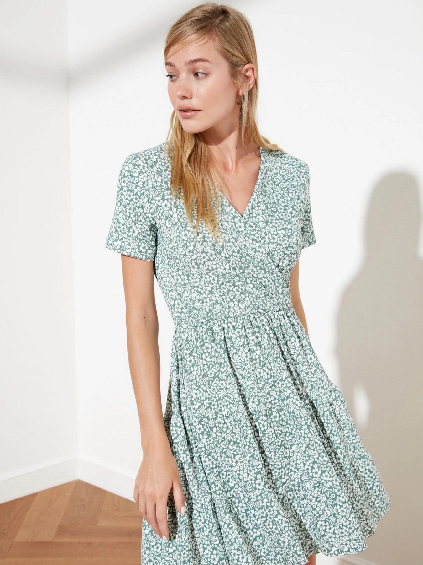 Сукні Trendyol модель TWOSS21EL0241/Yesil Фото