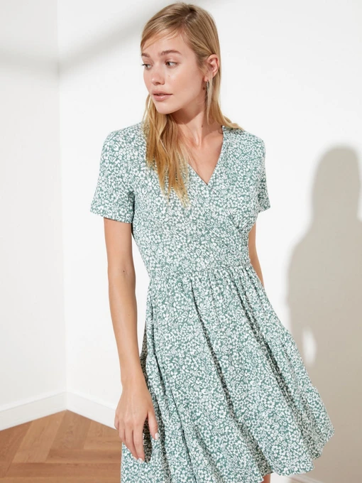 Платья Trendyol модель TWOSS21EL0241/Yesil Фото