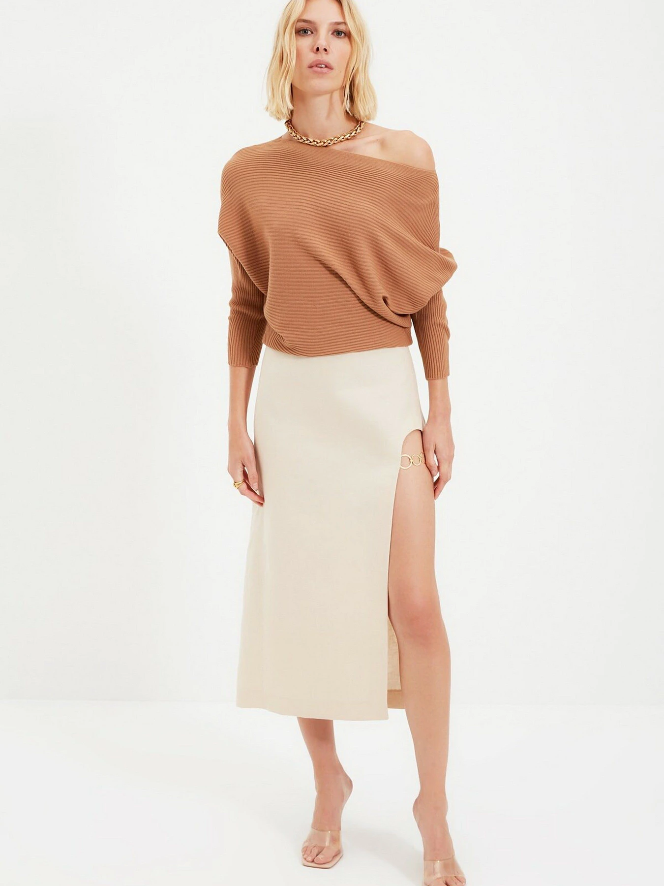 Свитры и кардиганы Trendyol модель TWOAW20FV0040/Camel Свитры и кардиганы Trendyol модель TWOAW20FV0040/Camel Фото