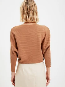 Свитры и кардиганы Trendyol модель TWOAW20FV0040/Camel Фото