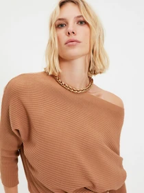 Свитры и кардиганы Trendyol модель TWOAW20FV0040/Camel Фото