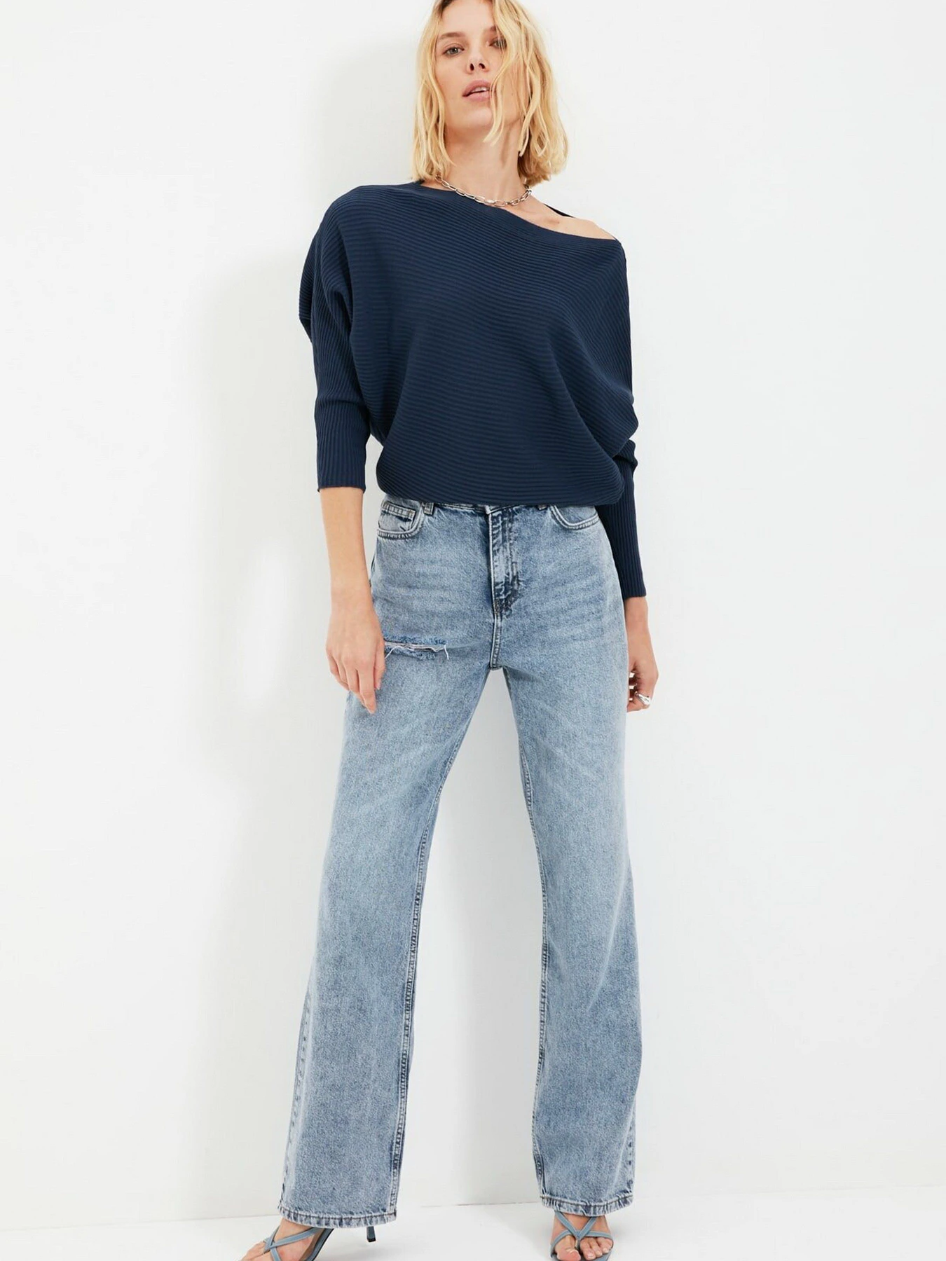 Свитры и кардиганы Trendyol модель TWOAW20FV0040/Indigo Фото