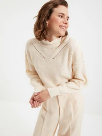 Свитры и кардиганы Trendyol модель TWOAW20KZ0038/Ekru Фото