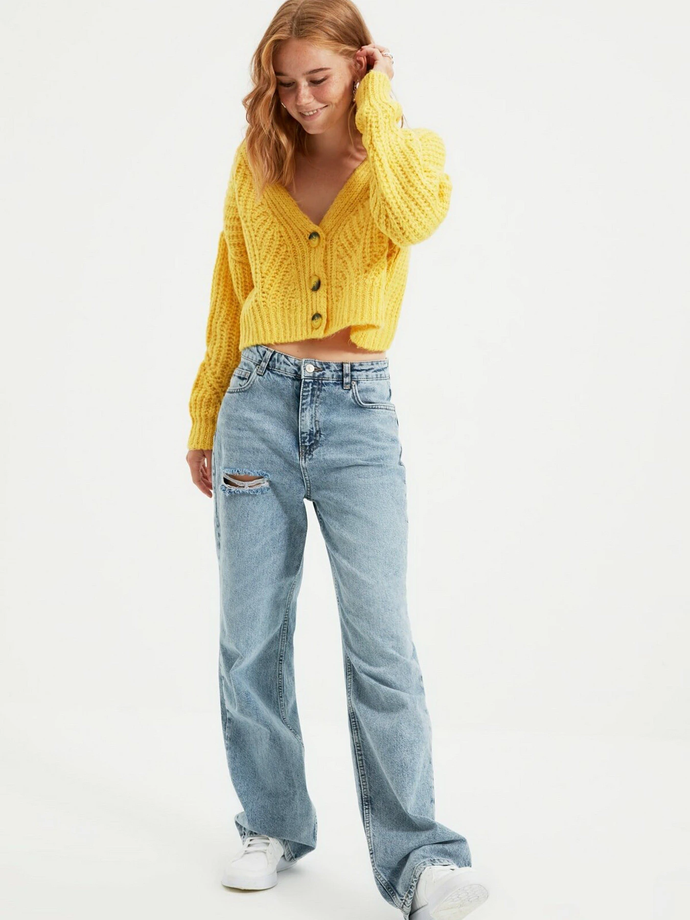 Свитры и кардиганы Trendyol модель TWOAW21HI0017/Sari Свитры и кардиганы Trendyol модель TWOAW21HI0017/Sari Фото