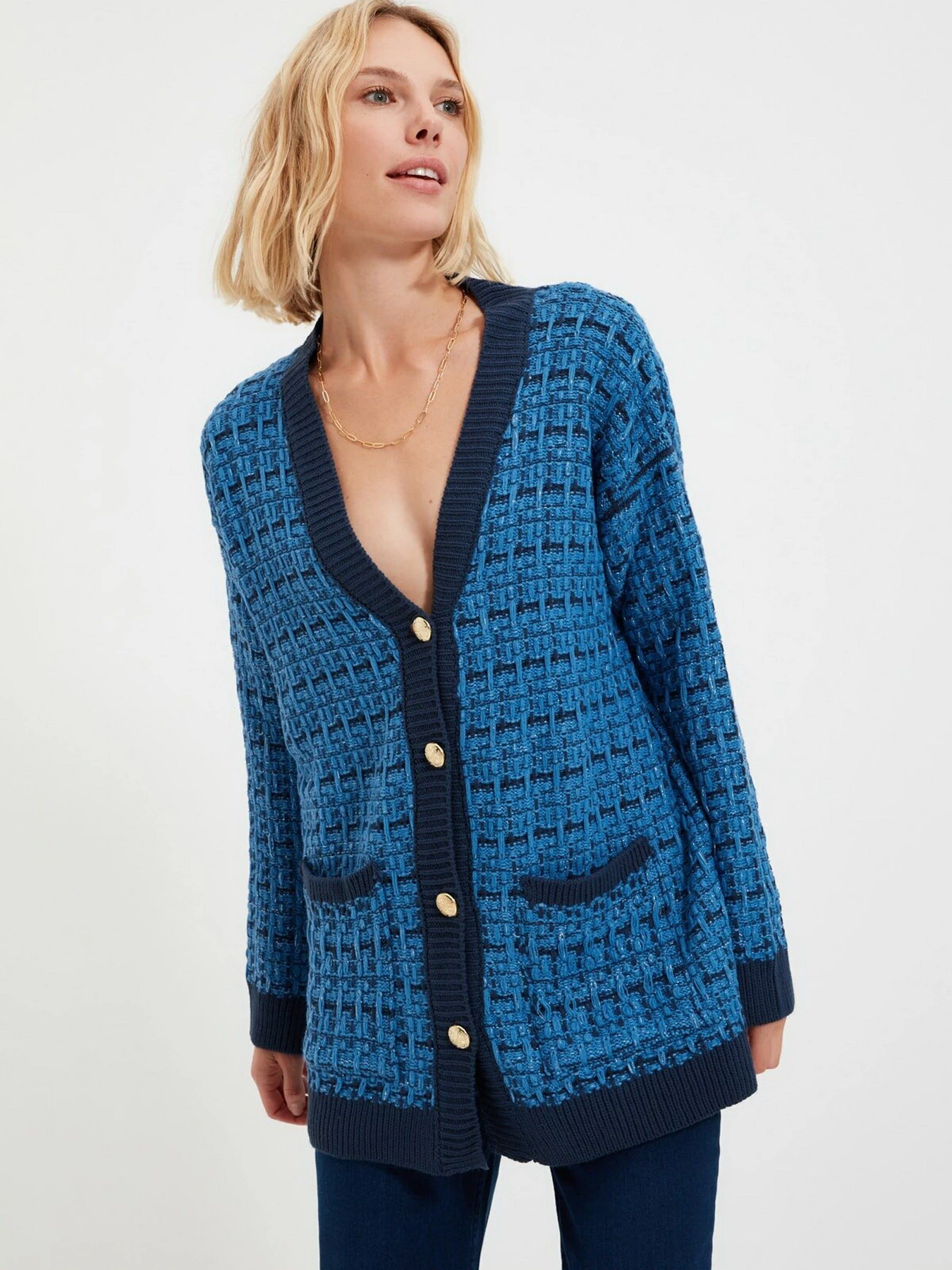 Свитры и кардиганы Trendyol модель TWOAW21HI0250/Indigo Свитры и кардиганы Trendyol модель TWOAW21HI0250/Indigo Фото