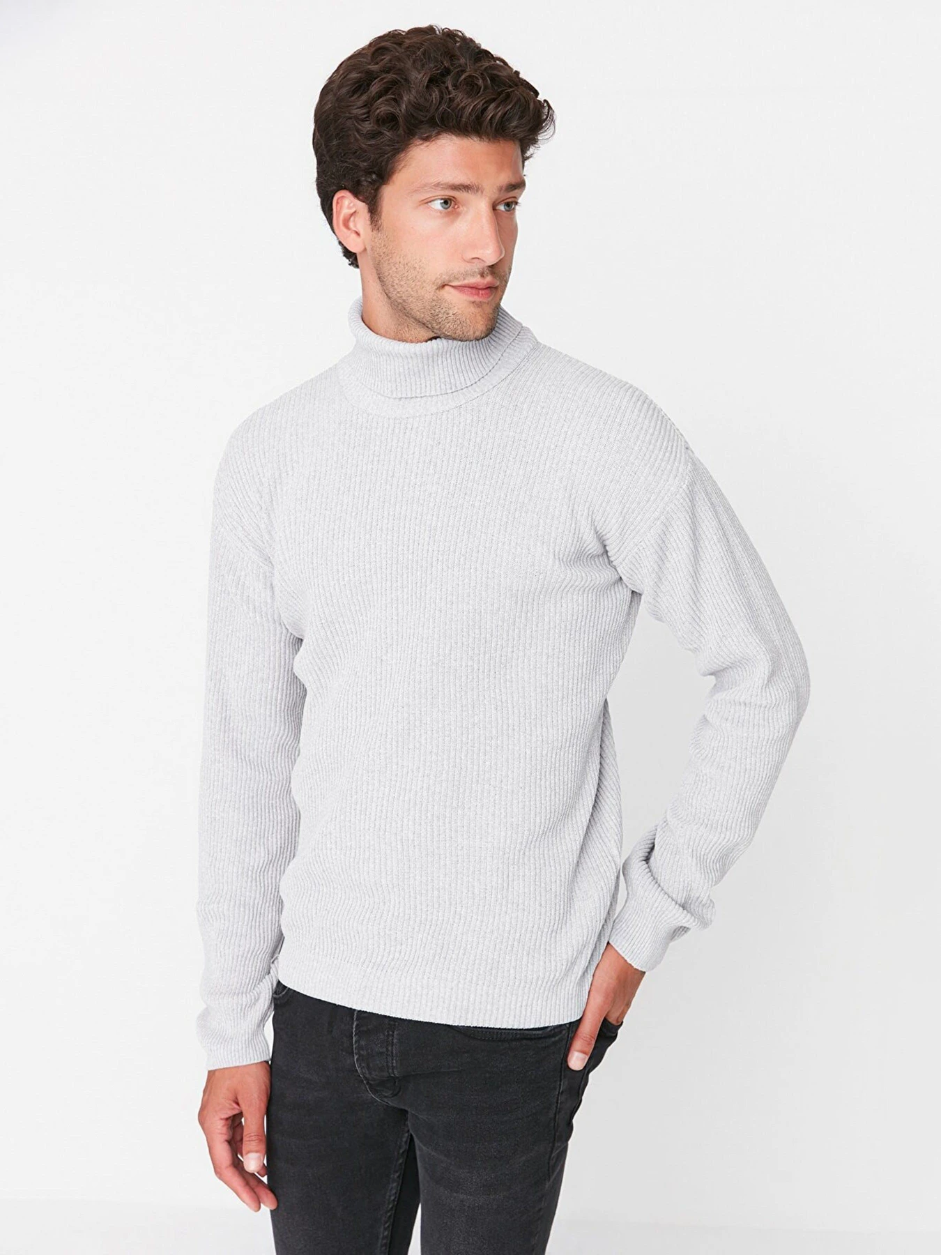 Светри та кардигани Trendyol модель TMNAW22KZ1289/Gri Светри та кардигани Trendyol модель TMNAW22KZ1289/Gri Фото