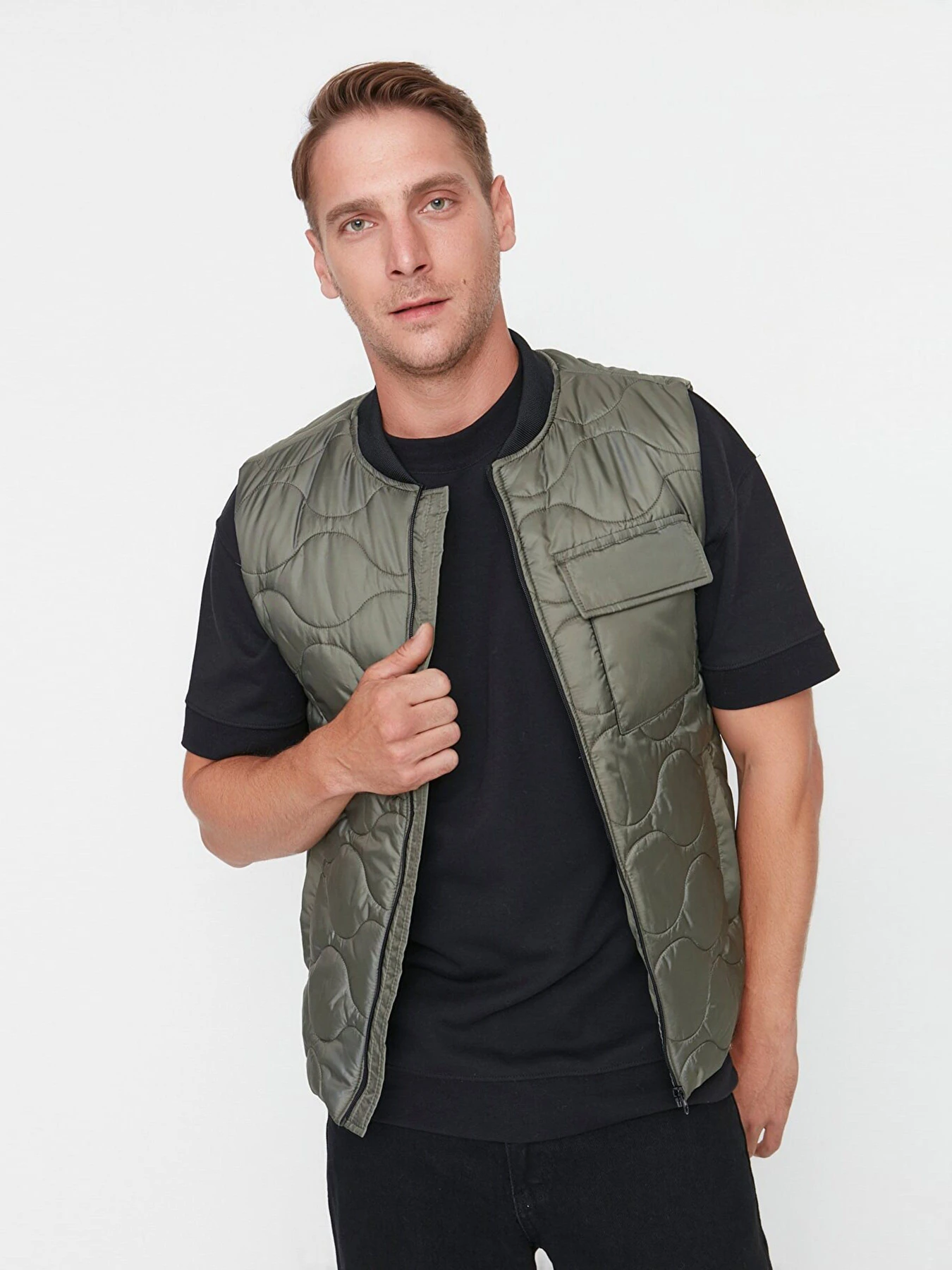 Куртки та дублянки Trendyol модель TMNAW23YE00016/Yesil Куртки та дублянки Trendyol модель TMNAW23YE00016/Yesil Фото