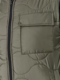 Куртки та дублянки Trendyol модель TMNAW23YE00016/Yesil Фото