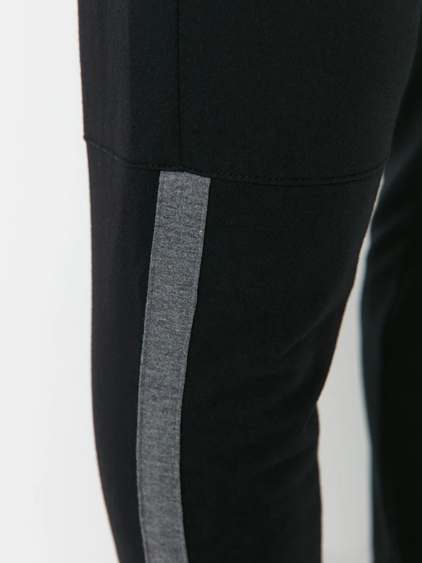 Брюки Trendyol модель TMNAW21EA0296/Siyah Брюки Trendyol модель TMNAW21EA0296/Siyah Фото