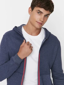 Худи и свитшоты Trendyol модель TMNAW22SW1018/Indigo Фото