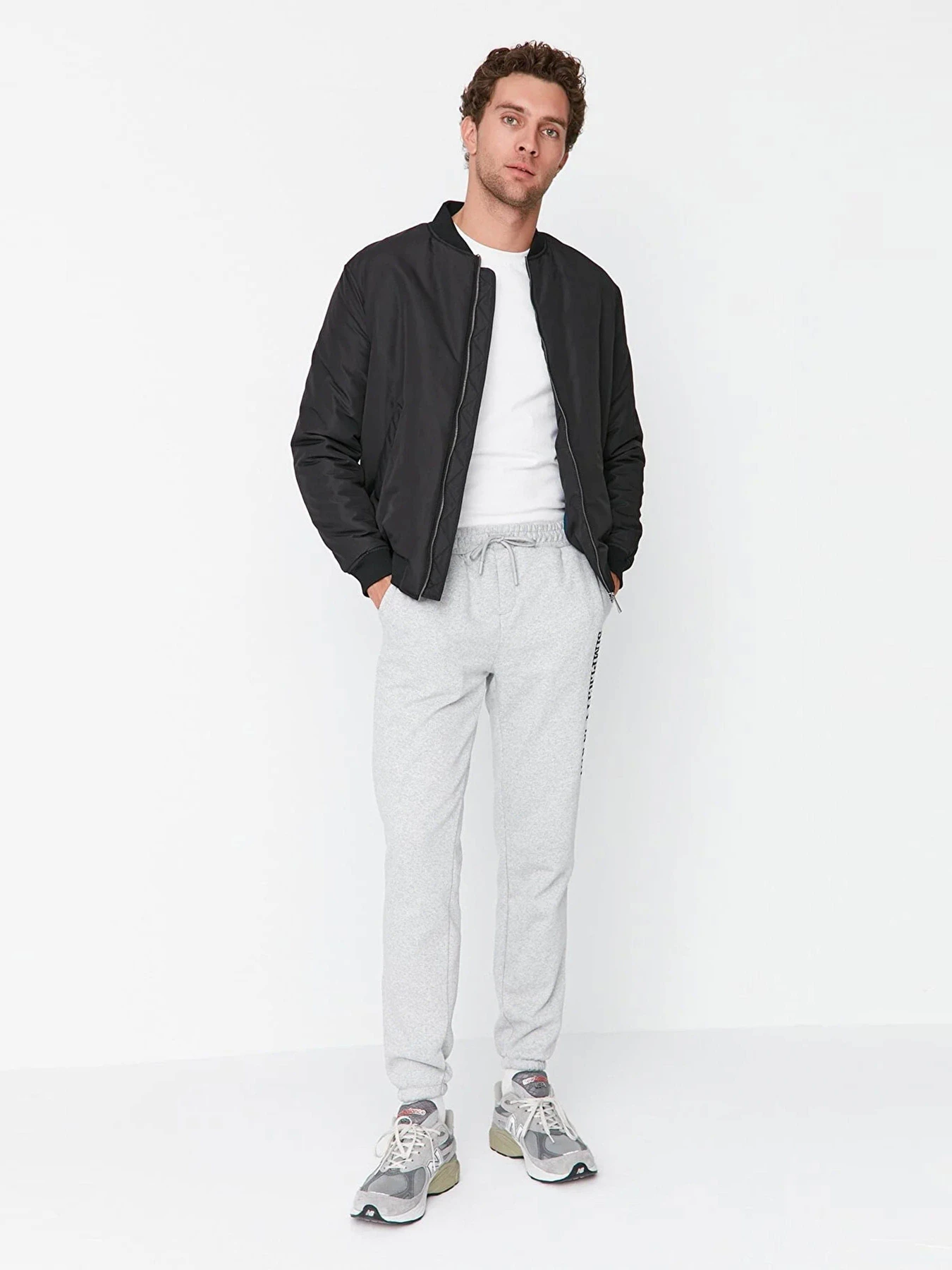 Штани Trendyol модель TMNAW23EA00104/Gri Melanj Штани Trendyol модель TMNAW23EA00104/Gri Melanj Фото