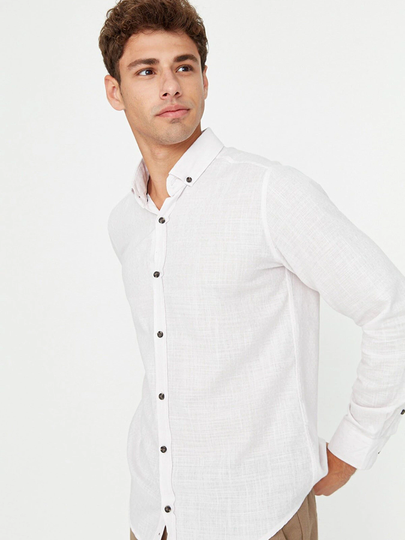Сорочки Trendyol модель TMNAW23GO00077/Bej Сорочки Trendyol модель TMNAW23GO00077/Bej Фото