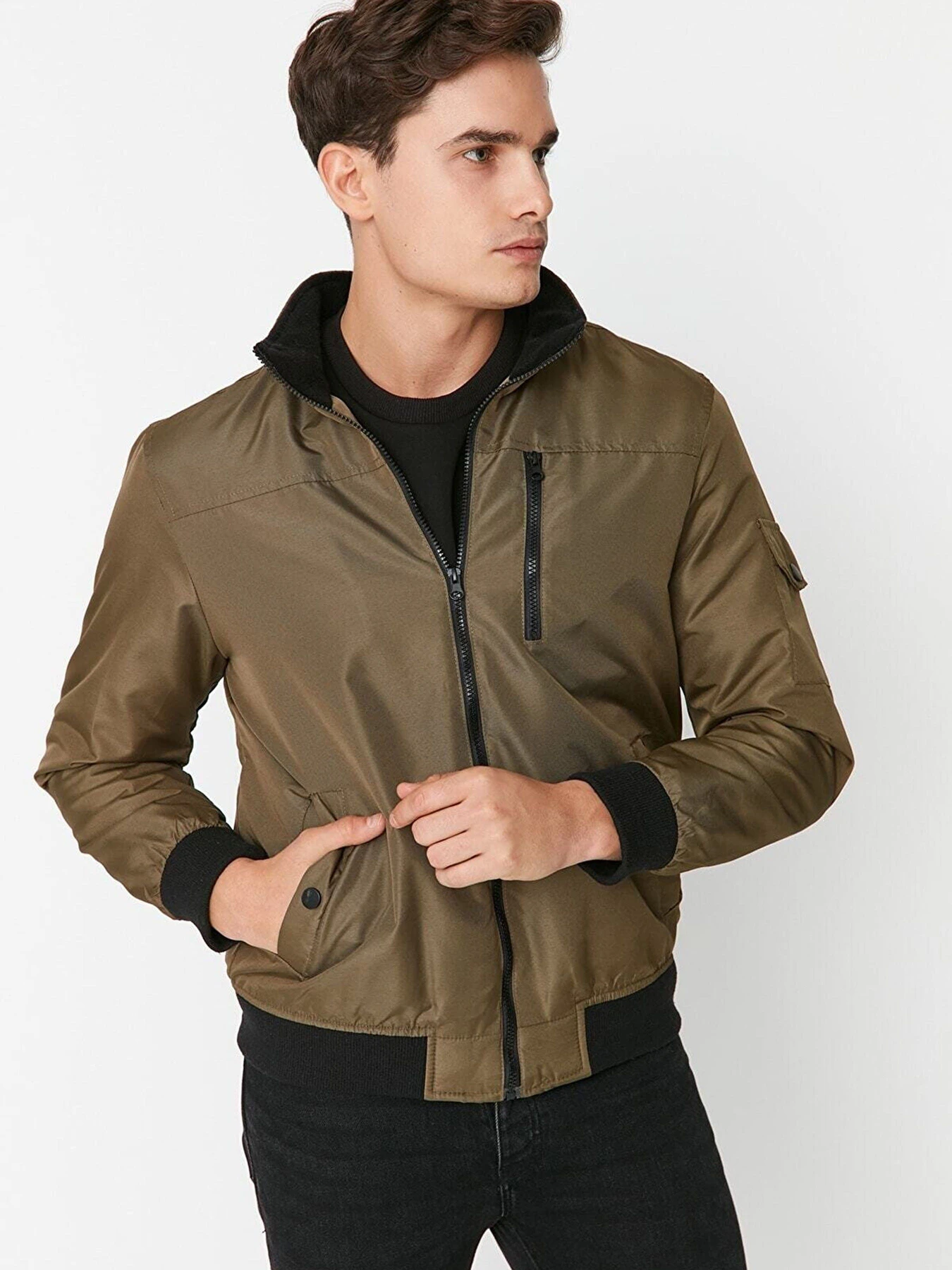 Куртки та дублянки Trendyol модель TMNAW23MO00051/Haki Куртки та дублянки Trendyol модель TMNAW23MO00051/Haki Фото
