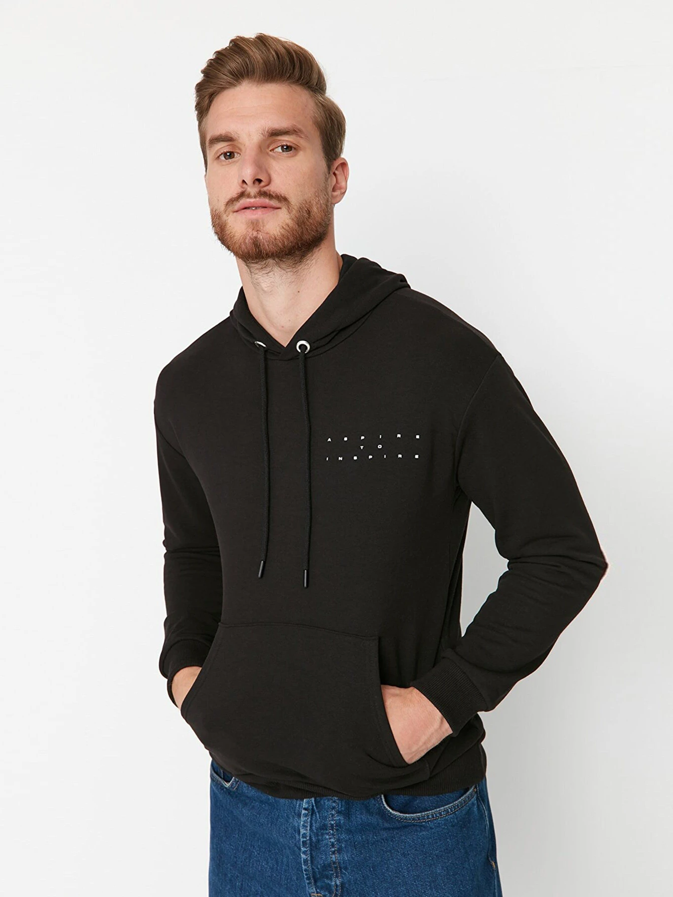 Худи и свитшоты Trendyol модель TMNAW23SW00370/Siyah Худи и свитшоты Trendyol модель TMNAW23SW00370/Siyah Фото