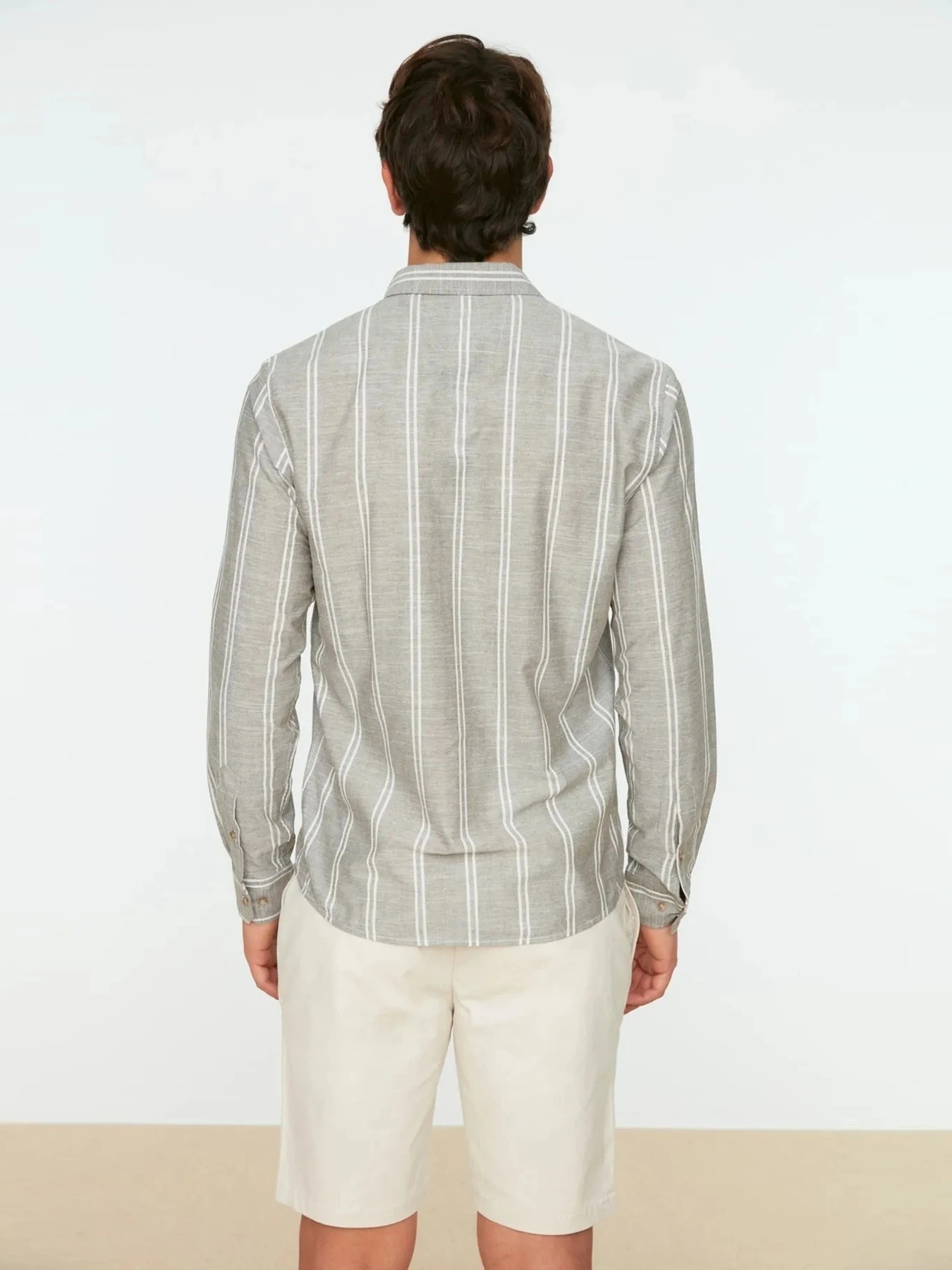 Рубашки Trendyol модель TMNSS20GO0092/Haki Рубашки Trendyol модель TMNSS20GO0092/Haki Фото