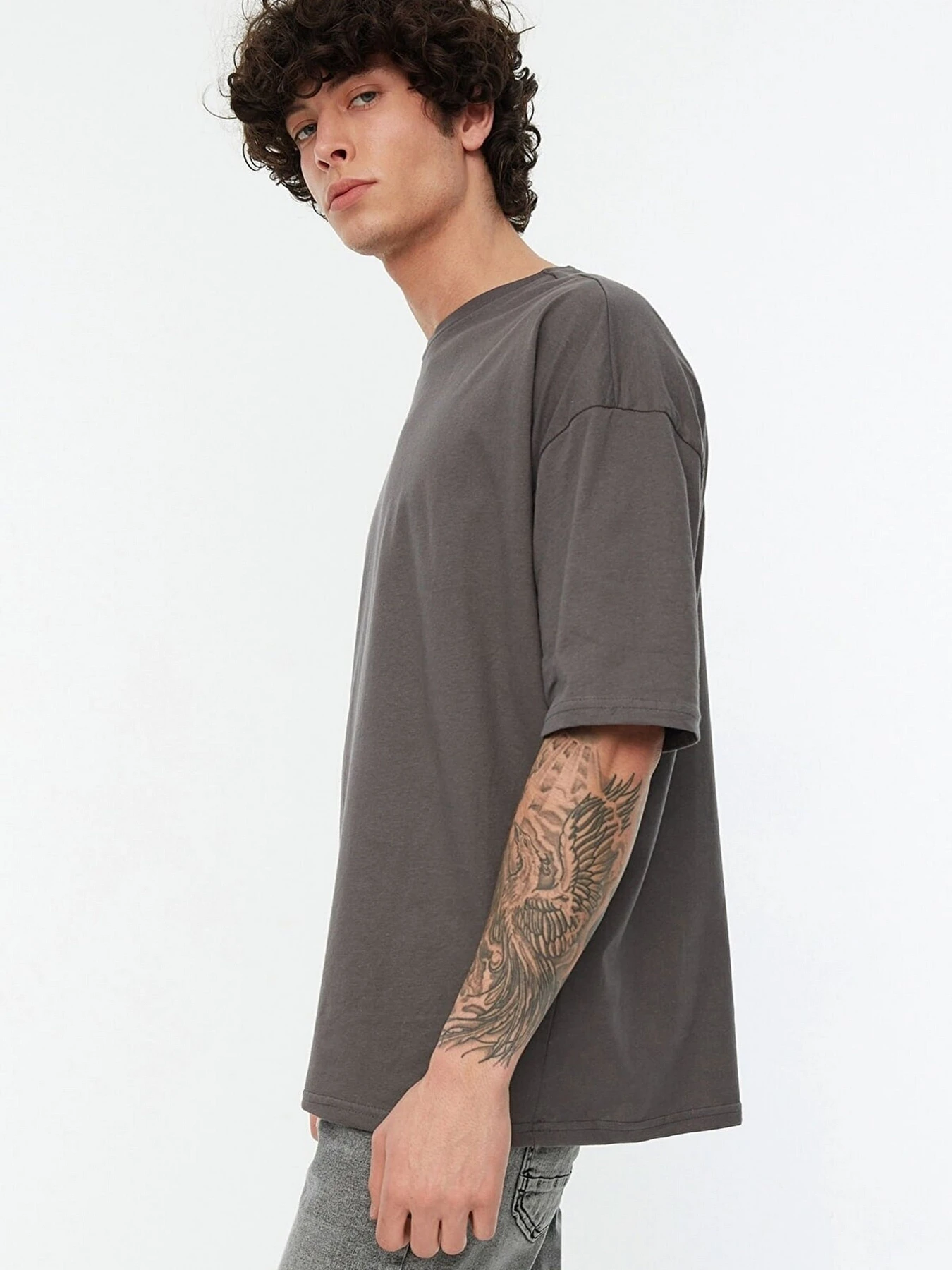 Футболки и поло Trendyol модель TMNSS22TS0318/Antrasit Фото