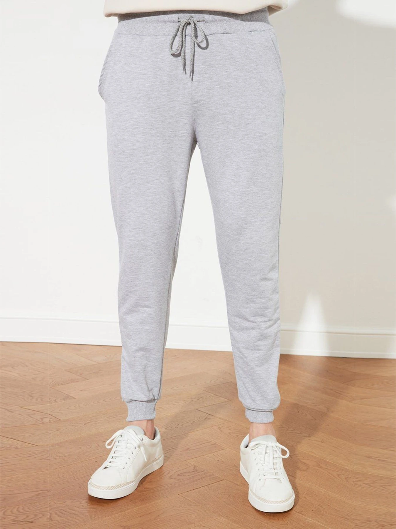 Брюки Trendyol модель TMNSS20EA0053/Gri Фото