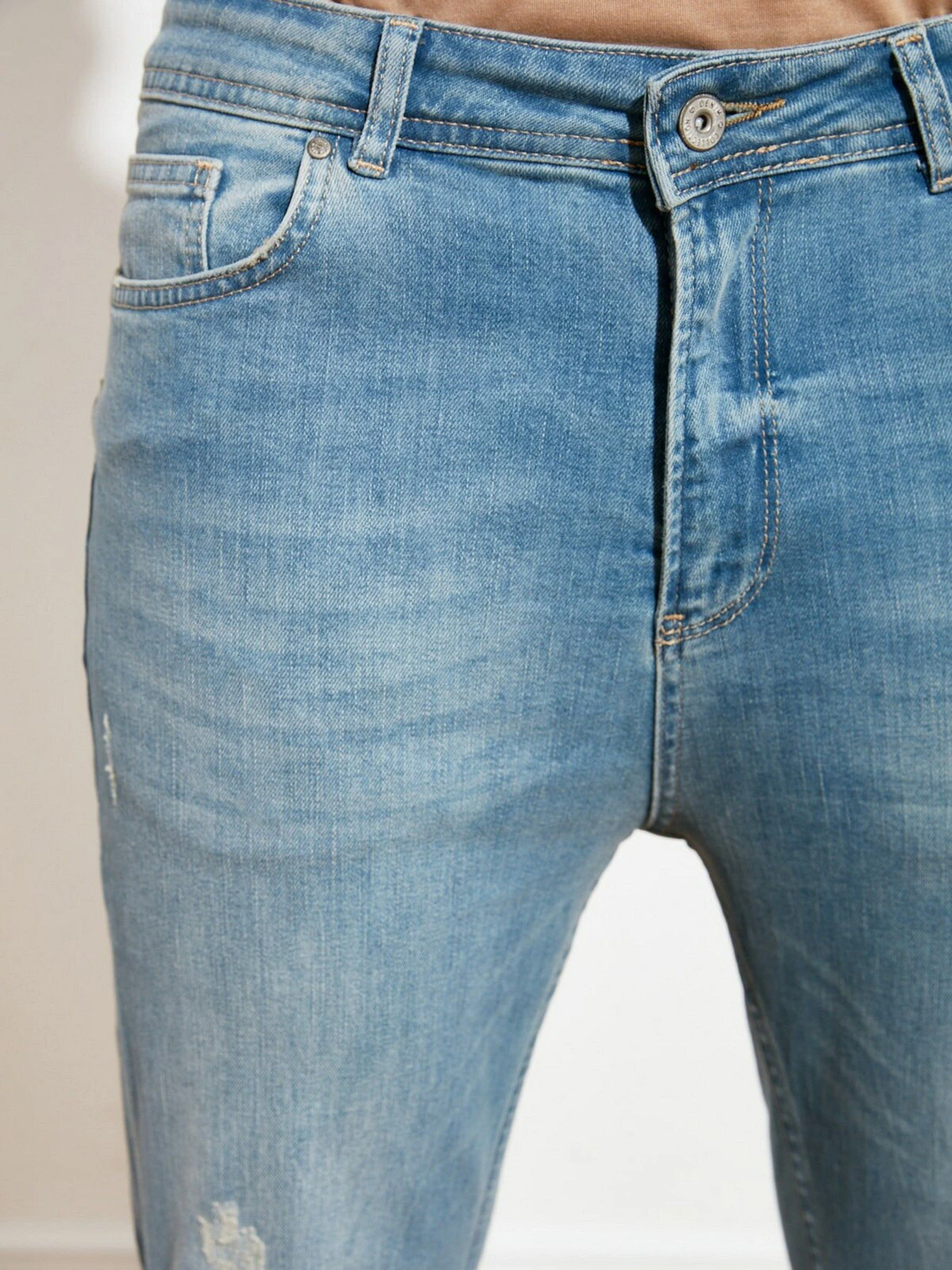 Джинсы Trendyol Skinny модель TMNSS21JE0054/Acik Mavi Джинсы Trendyol Skinny модель TMNSS21JE0054/Acik Mavi Фото