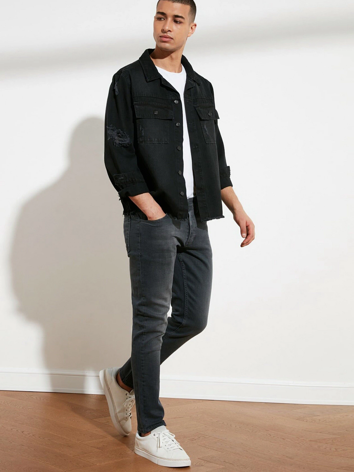 Джинси Trendyol Slim модель TMNSS21JE0068/Antrasit Джинси Trendyol Slim модель TMNSS21JE0068/Antrasit Фото