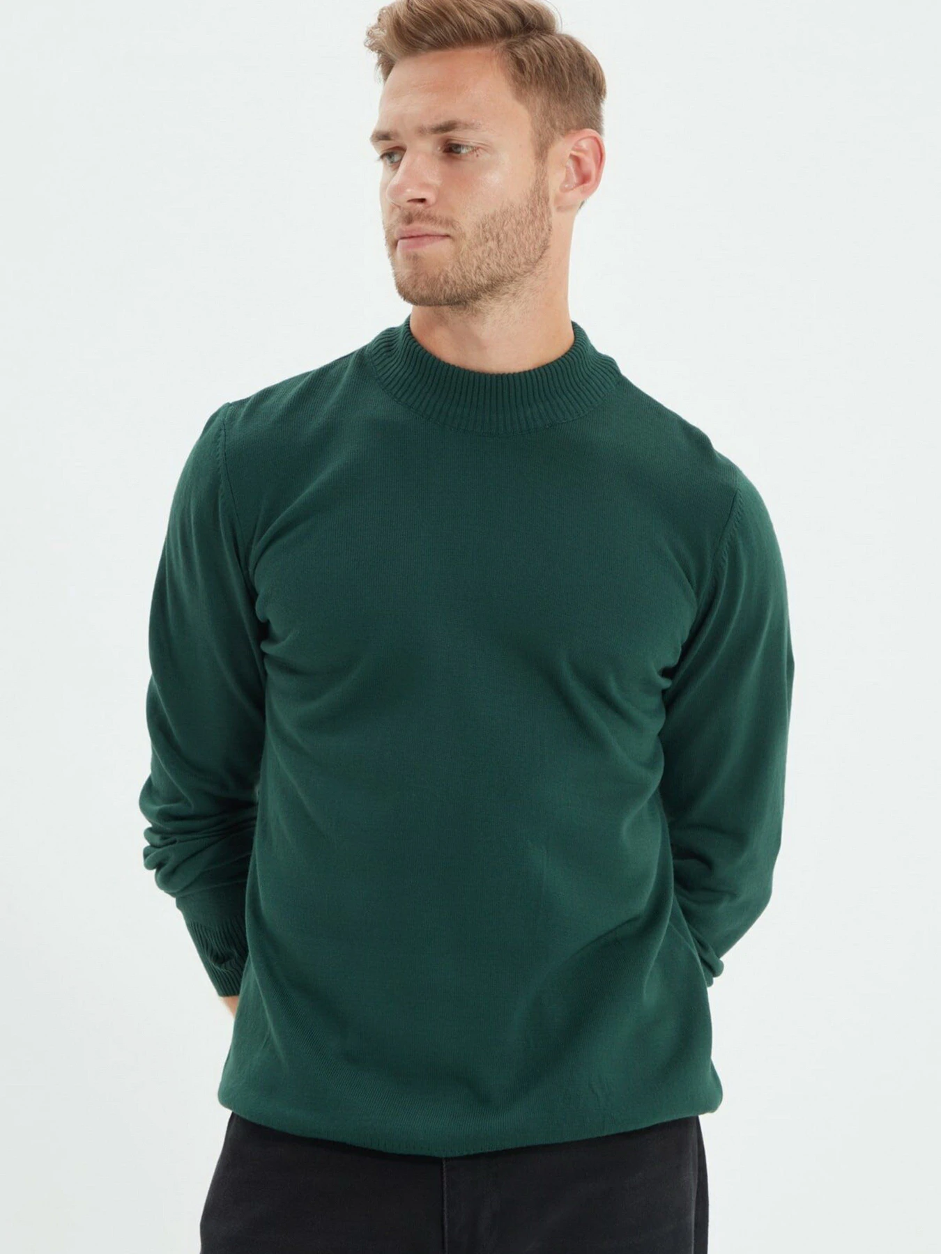 Светри та кардигани Trendyol модель TMNAW21KZ0758/Yesil Светри та кардигани Trendyol модель TMNAW21KZ0758/Yesil Фото