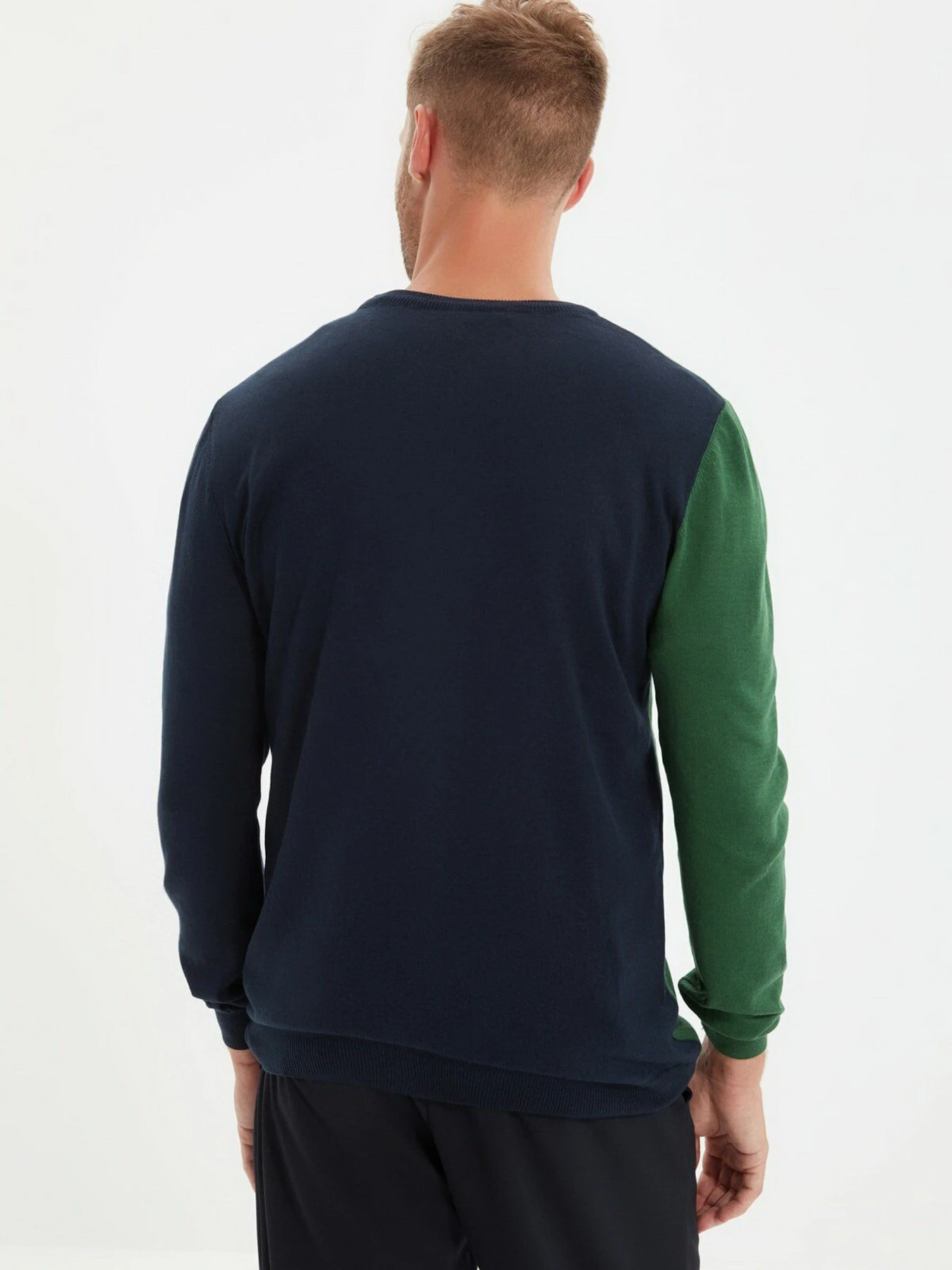 Светри та кардигани Trendyol модель TMNAW21KZ0566/Yesil Светри та кардигани Trendyol модель TMNAW21KZ0566/Yesil Фото