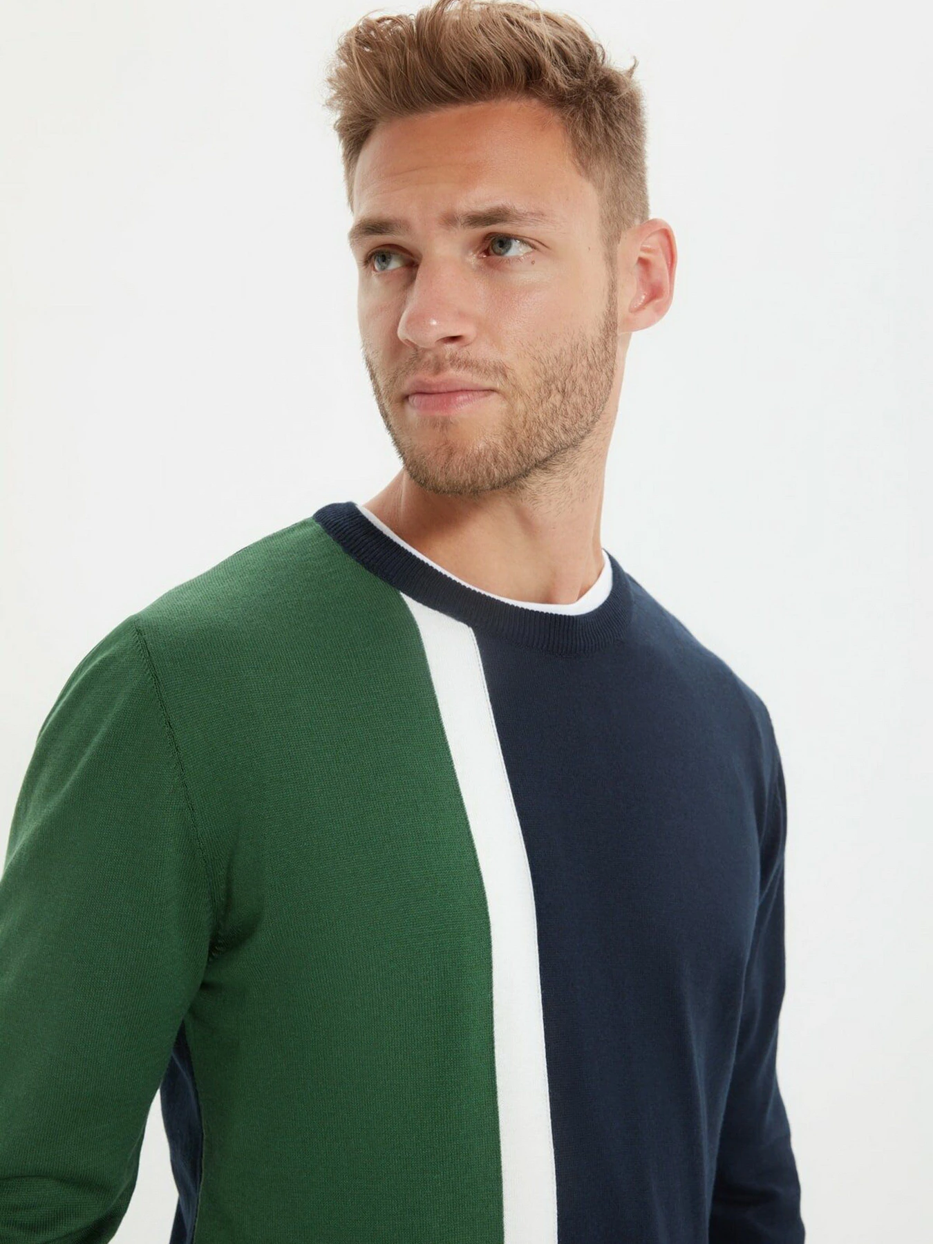 Светри та кардигани Trendyol модель TMNAW21KZ0566/Yesil Светри та кардигани Trendyol модель TMNAW21KZ0566/Yesil Фото
