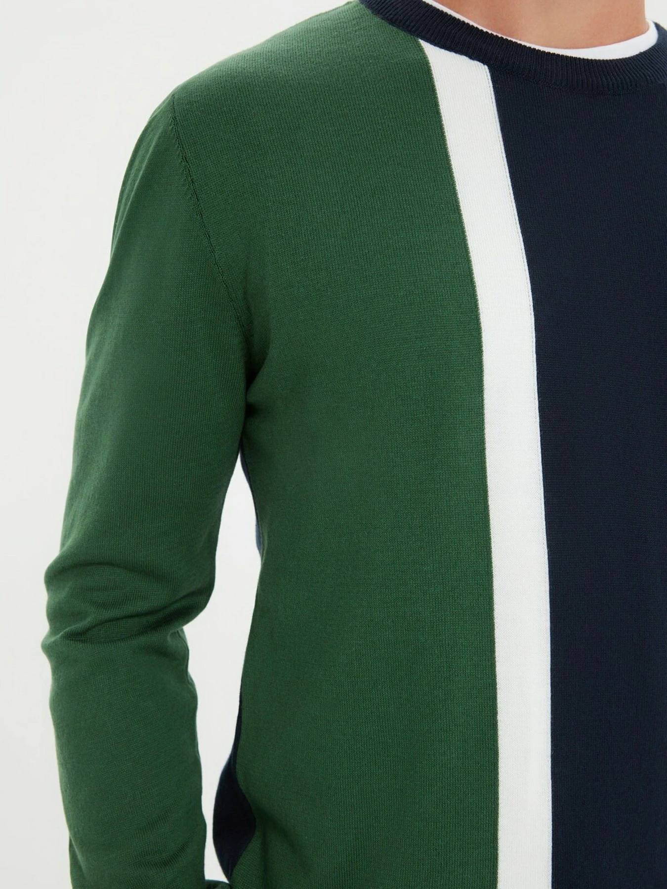 Светри та кардигани Trendyol модель TMNAW21KZ0566/Yesil Светри та кардигани Trendyol модель TMNAW21KZ0566/Yesil Фото