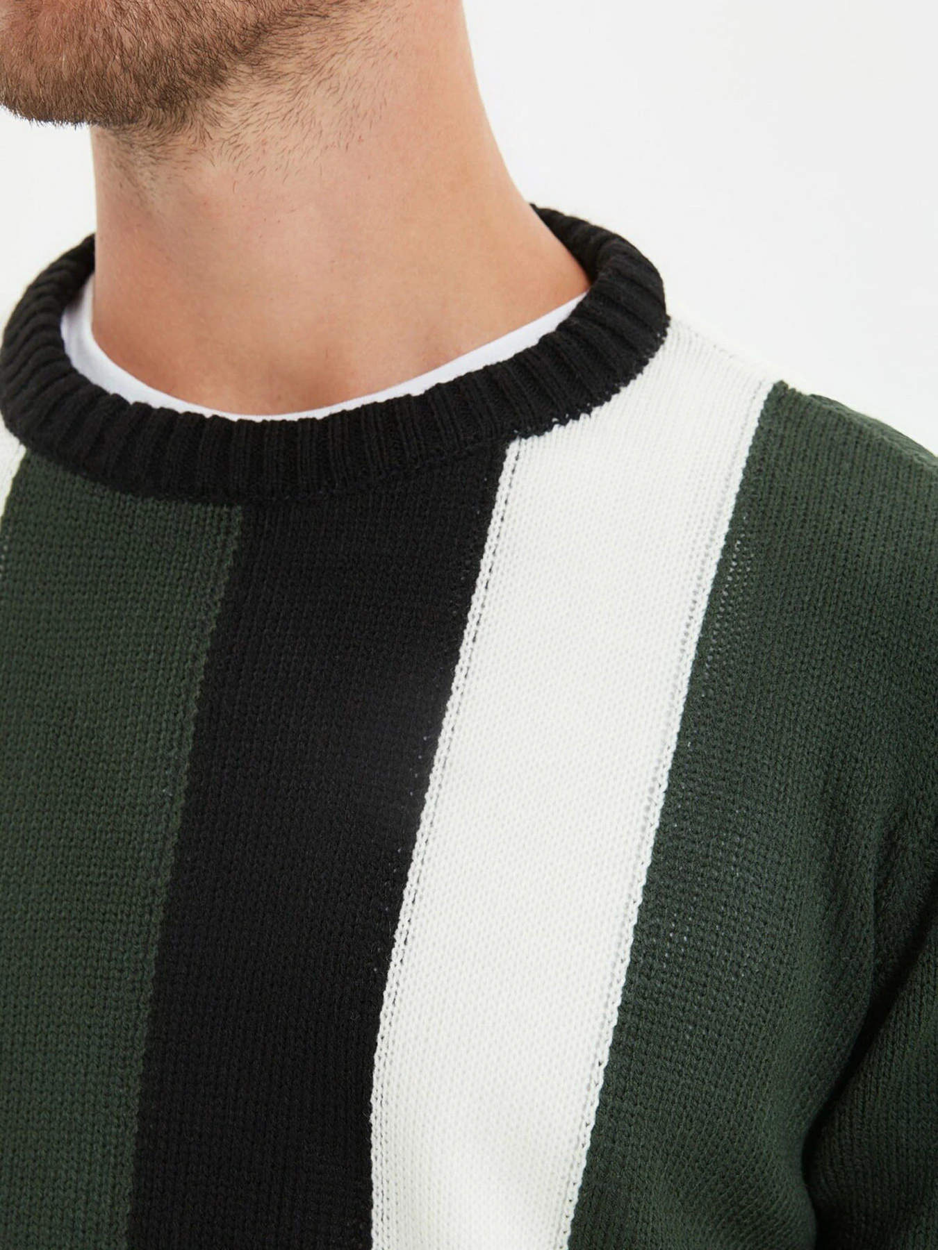 Светри та кардигани Trendyol модель TMNAW22KZ0121/Haki Светри та кардигани Trendyol модель TMNAW22KZ0121/Haki Фото