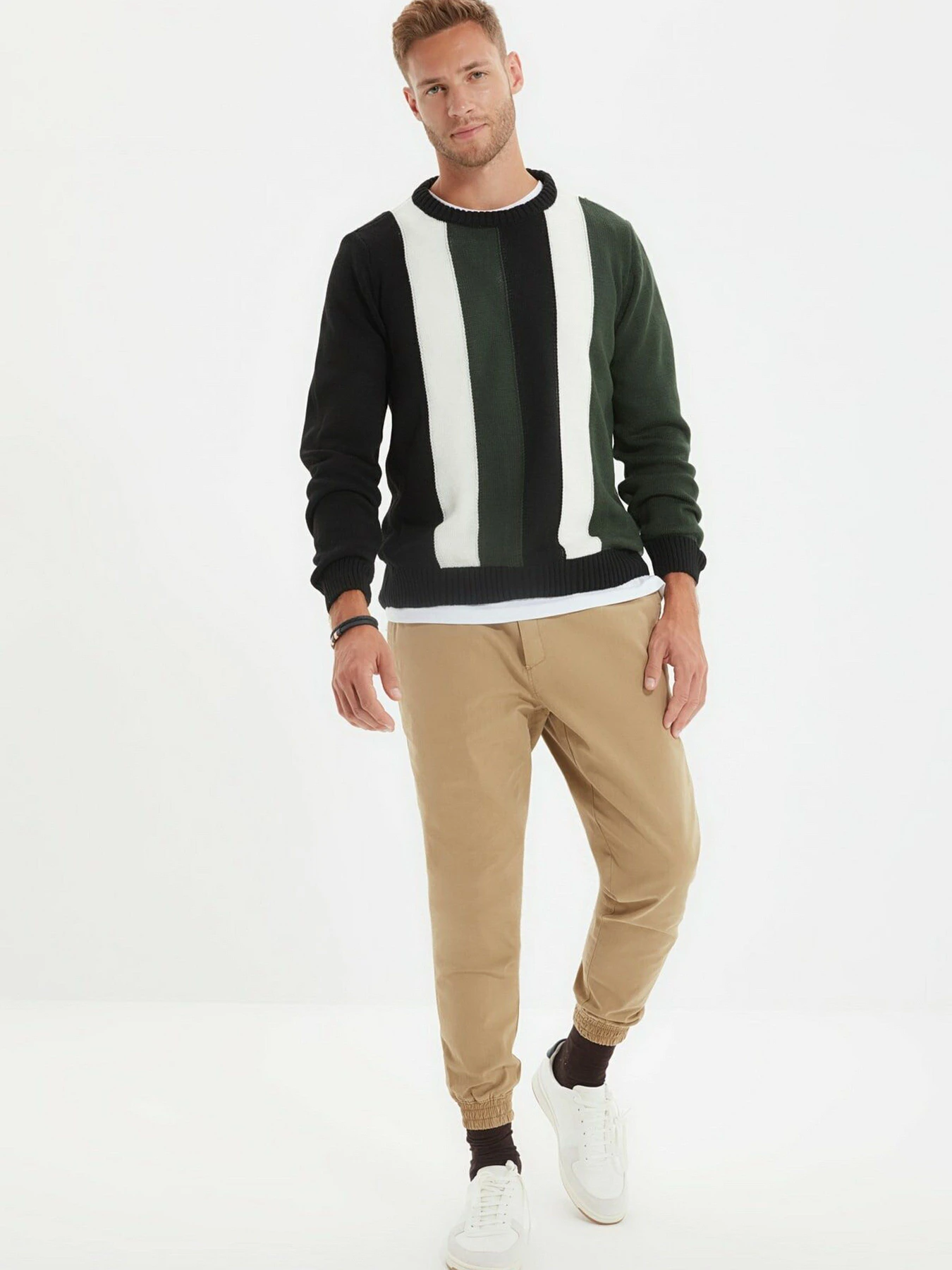 Светри та кардигани Trendyol модель TMNAW22KZ0121/Haki Светри та кардигани Trendyol модель TMNAW22KZ0121/Haki Фото