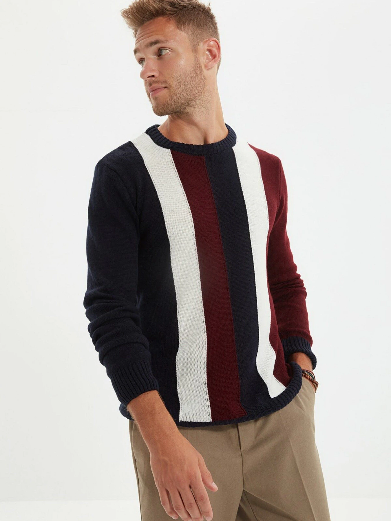 Светри та кардигани Trendyol модель TMNAW22KZ0121/Lacivert Светри та кардигани Trendyol модель TMNAW22KZ0121/Lacivert Фото